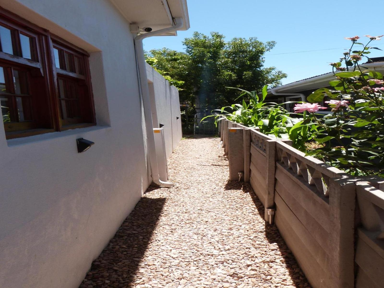 Hannah'S Haven Studio Deluxe - No Loadshedding Apartment Beaufort West Exterior photo